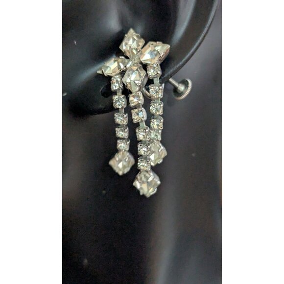 Vintage Rhinestone Clip-On Dangle Earrings Silver-Tone Sparkle Party Jewelry Ret - Picture 6 of 7